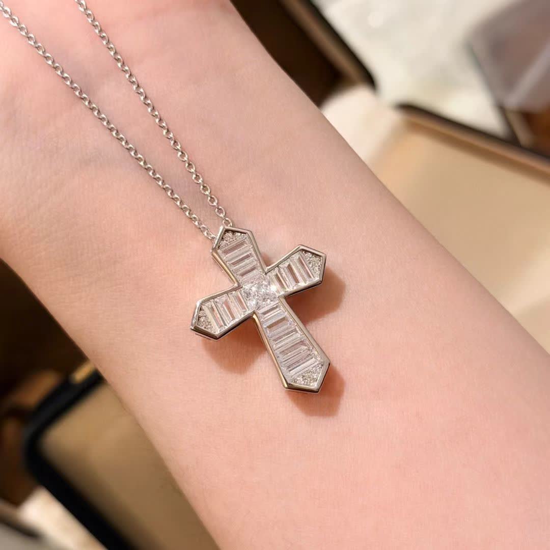 Chrome Hearts Elegant Cross Pendant Necklace with Baguette Stones