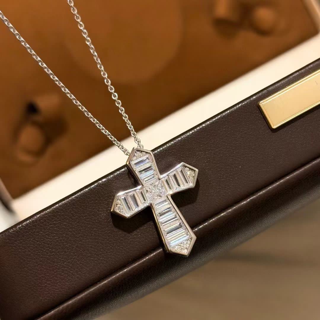 Chrome Hearts Elegant Cross Pendant Necklace with Baguette Stones