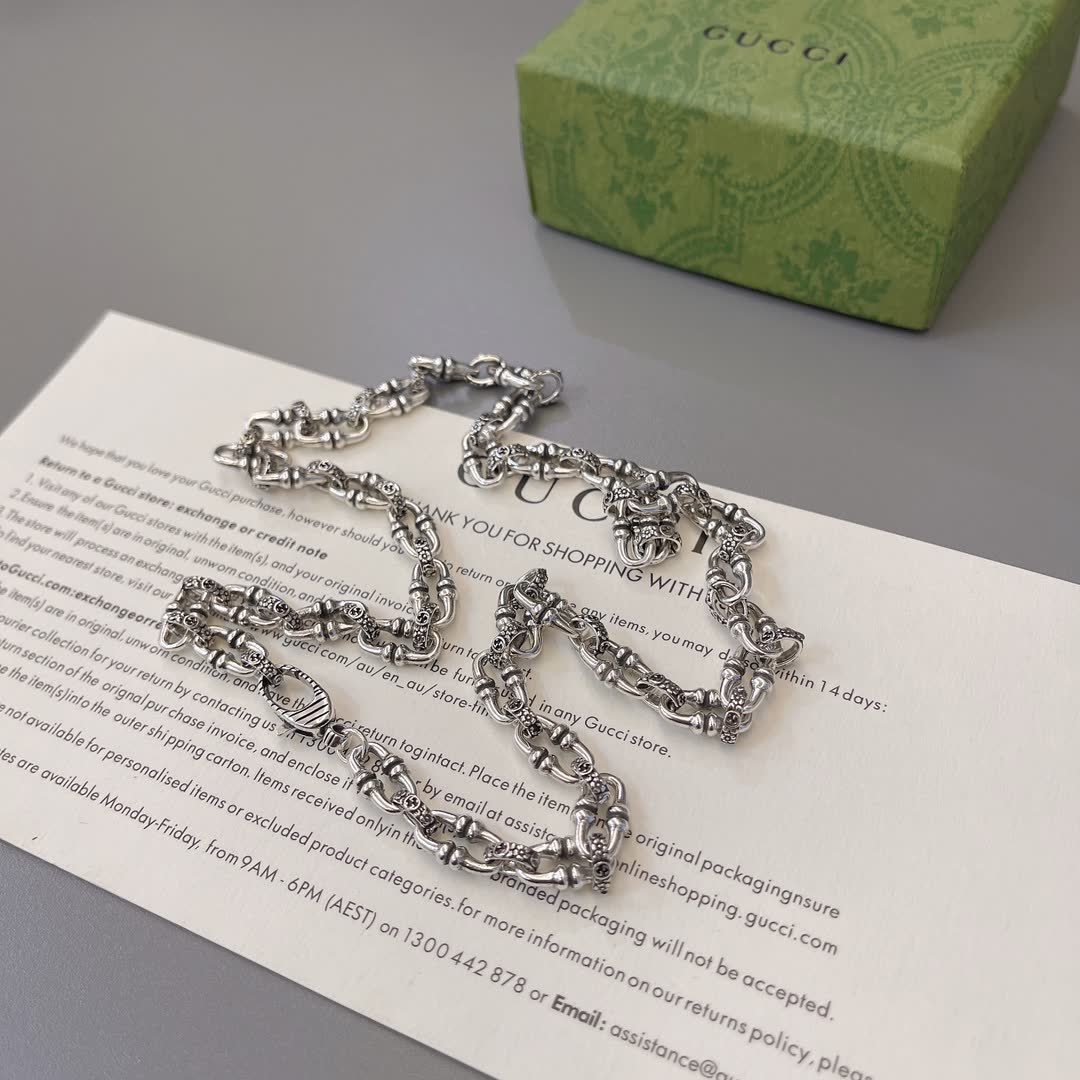 Gucci Silver Chain Necklace