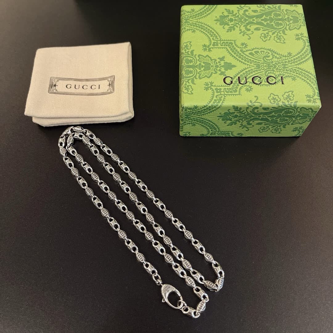 Gucci Silver Chain Necklace