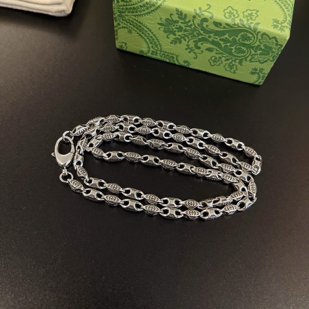 Gucci Silver Chain Necklace
