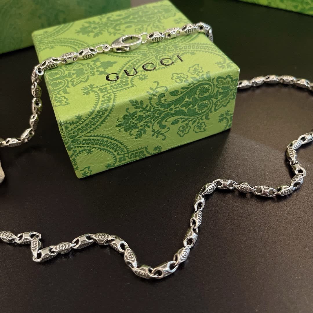 Gucci Silver Chain Necklace