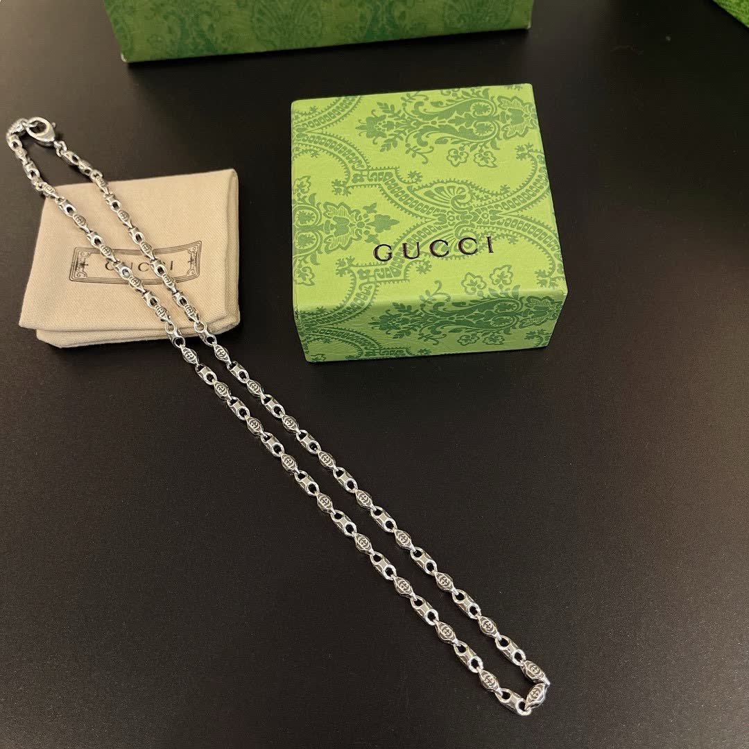 Gucci Silver Chain Necklace