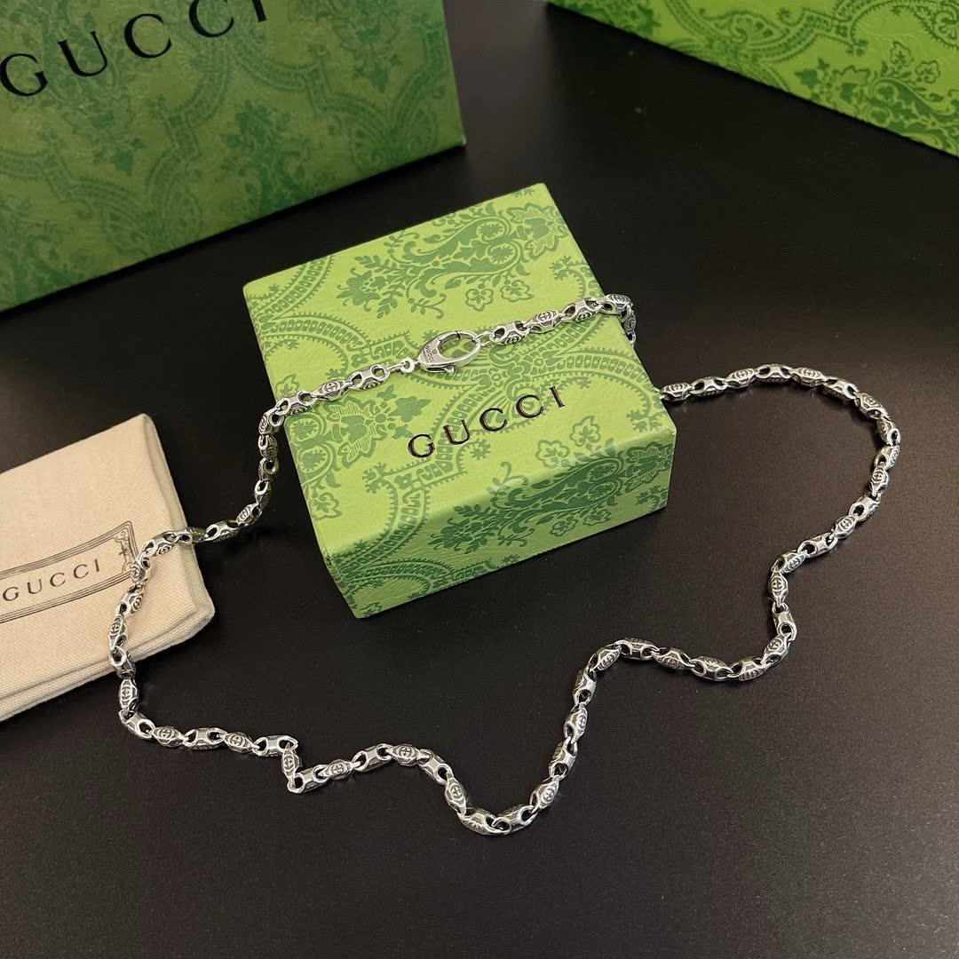Gucci Silver Chain Necklace