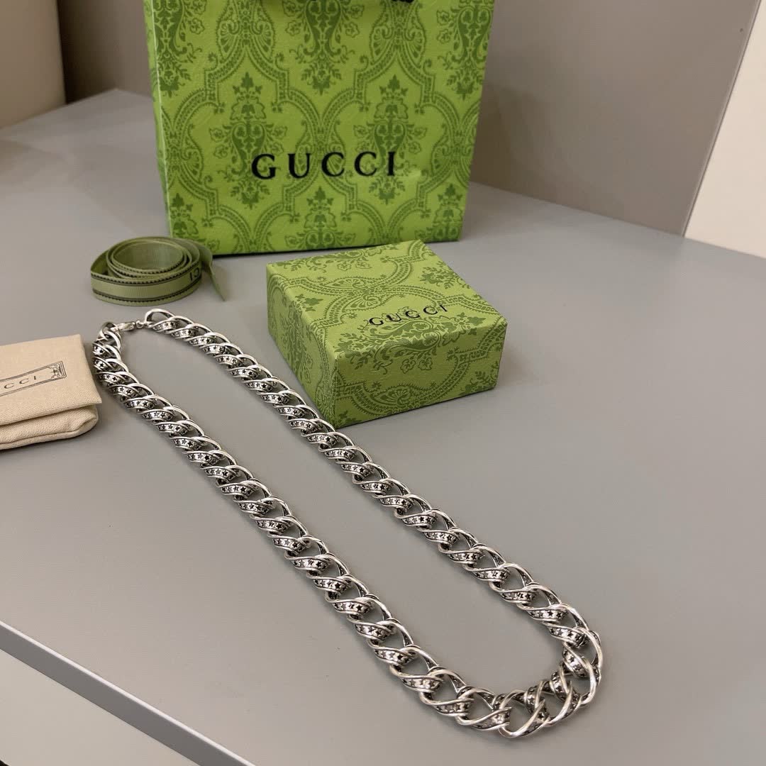 Gucci Silver Chain Necklace