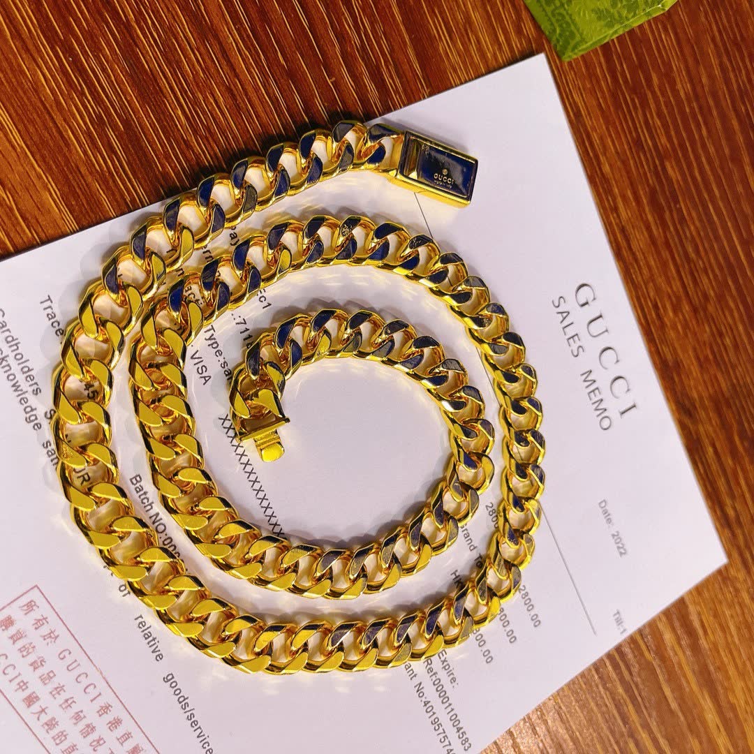 Gucci Gold Chain Necklace