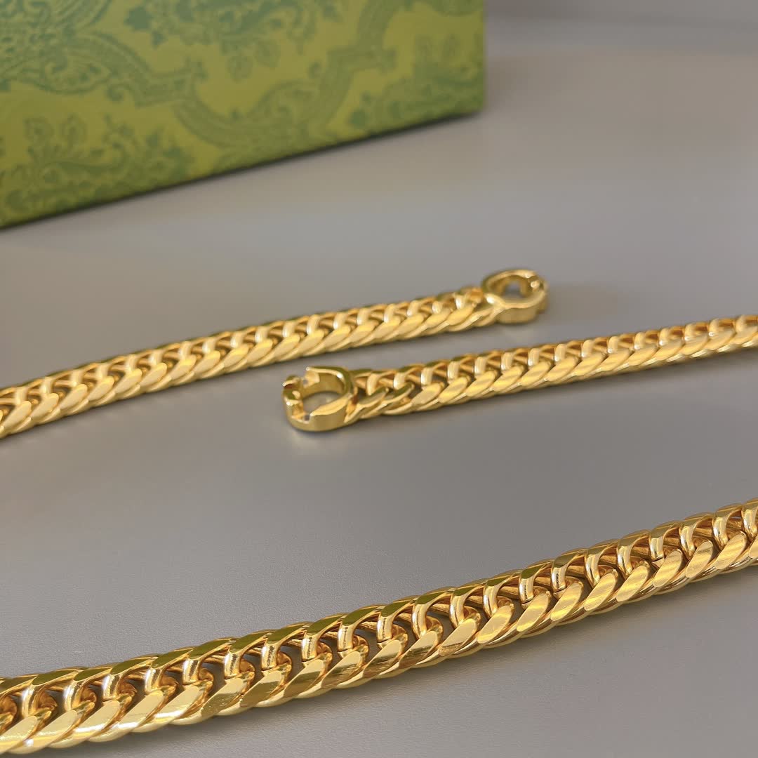 Gucci Gold Chain Necklace