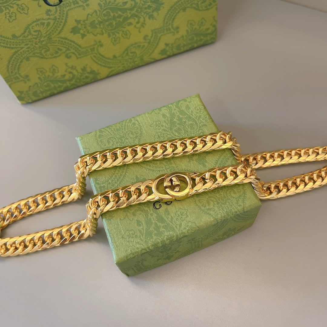 Gucci Gold Chain Necklace