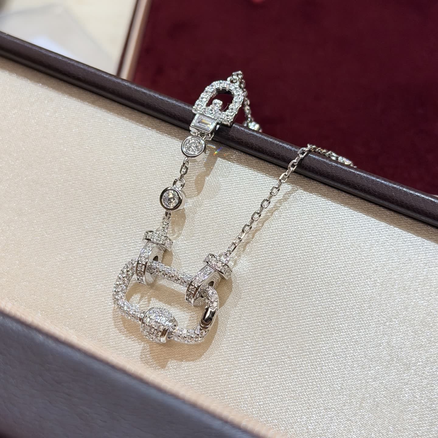 Gucci Interlocking G Diamond Necklace