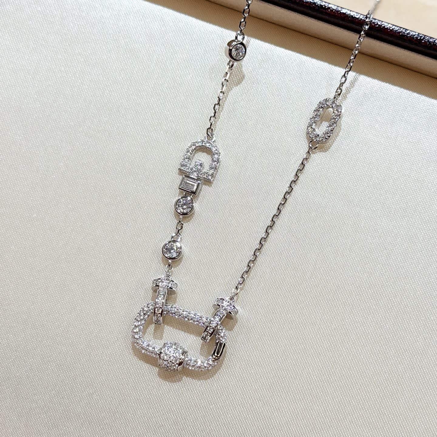Gucci Interlocking G Diamond Necklace