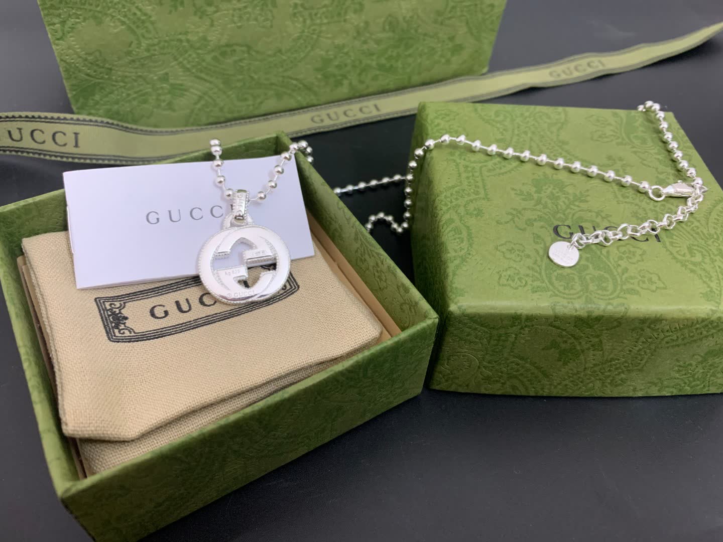 Gucci Interlocking G Silver Pendant Necklace