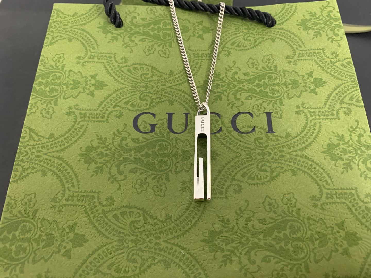 Gucci Silver Bar Pendant Necklace