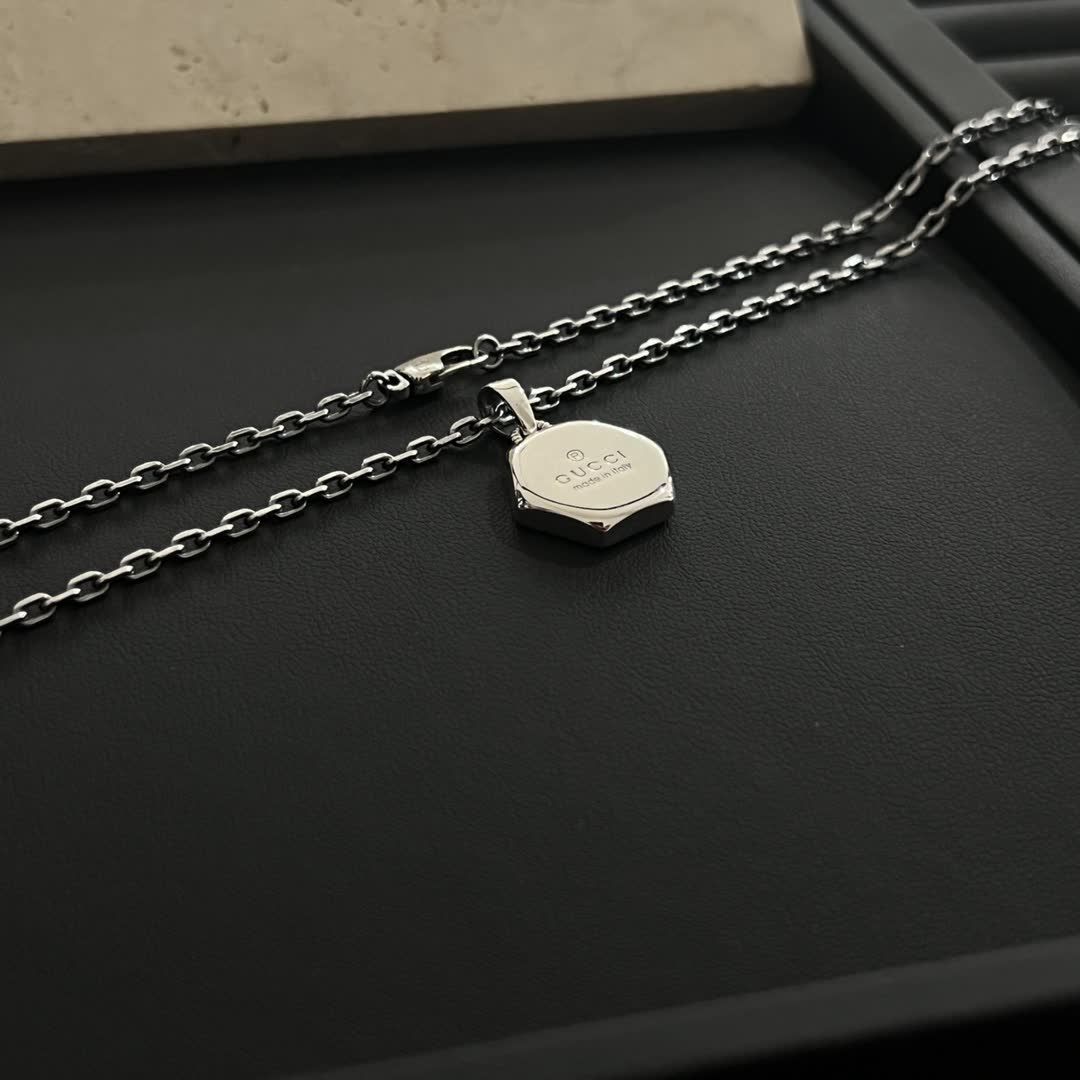 Gucci Silver Hexagon Pendant Necklace