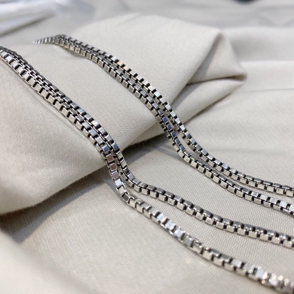 Gucci Silver Bull Head Pendant Necklace