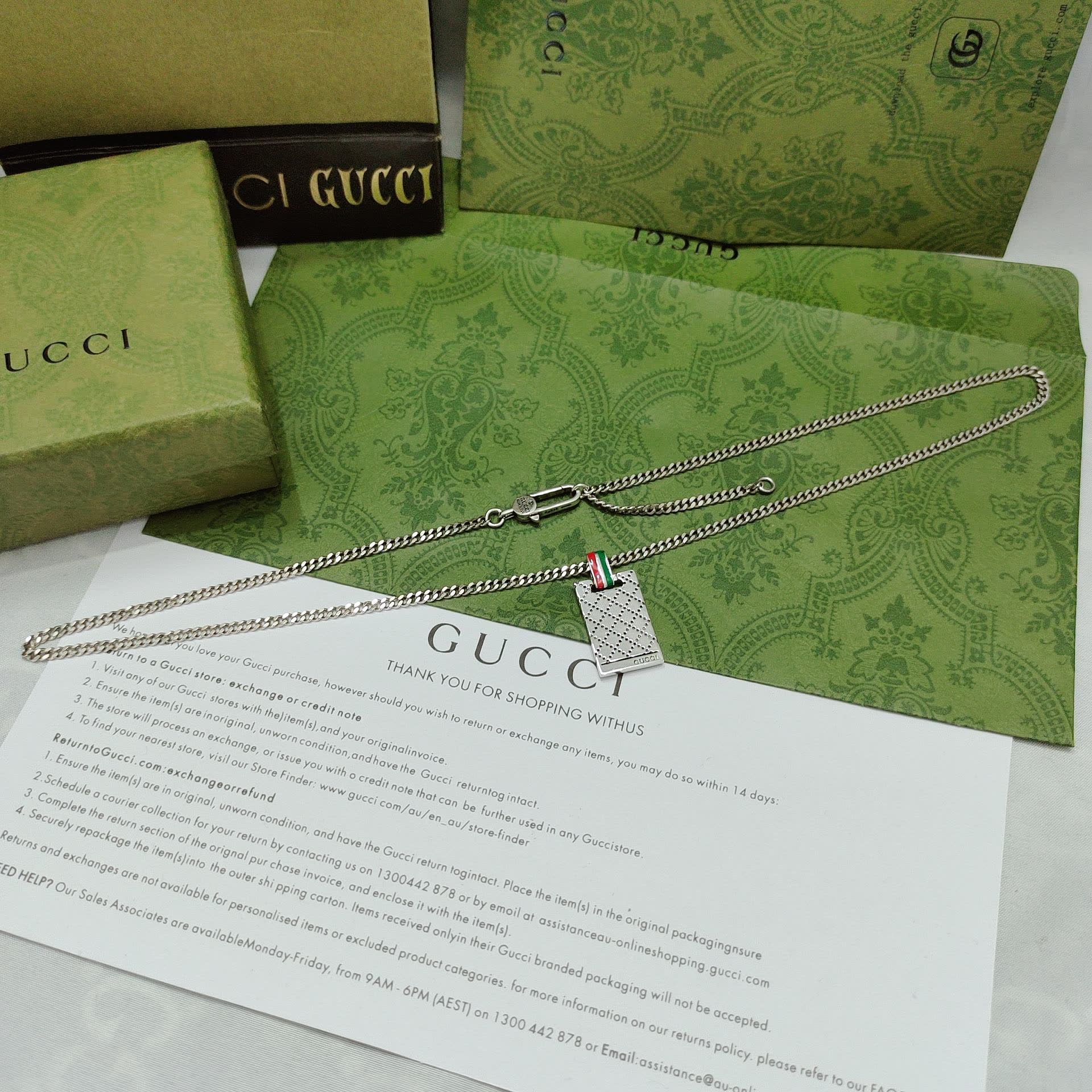 Gucci Silver Chain with Interlocking G Pendant