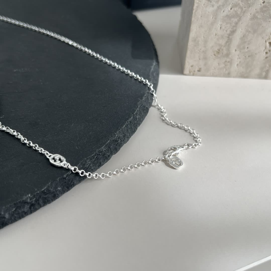 Gucci Silver Ring Pendant Necklace