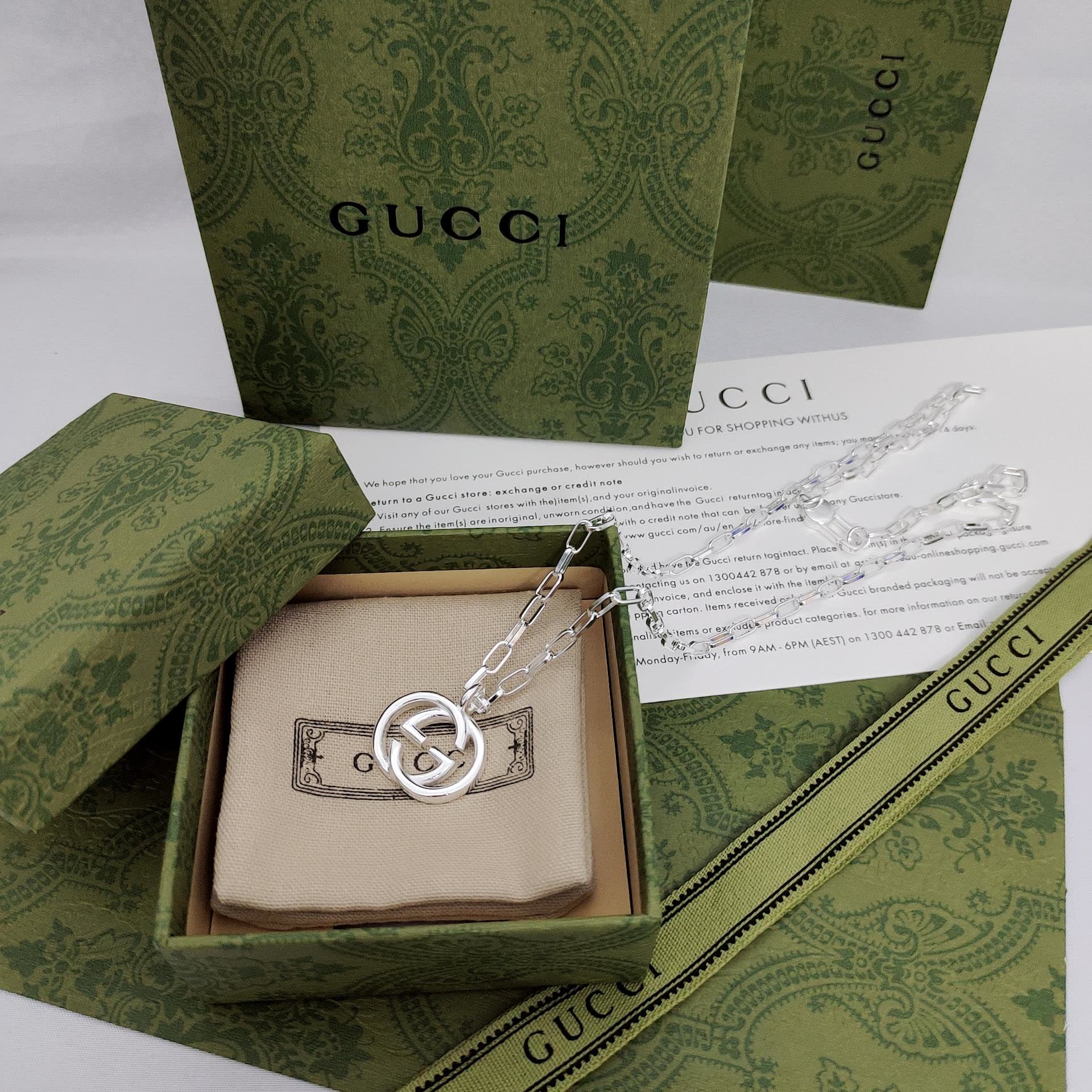 Gucci Interlocking G Silver Necklace