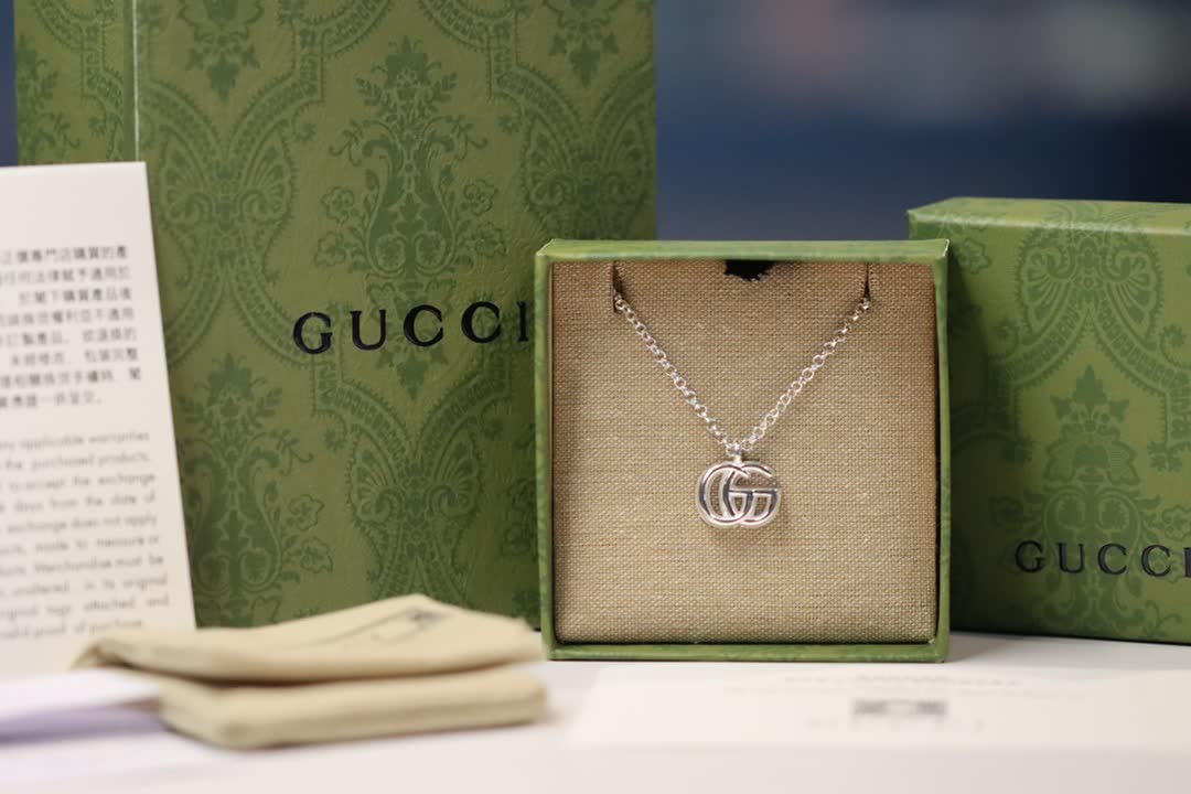 Gucci Silver 'GG' Logo Necklace