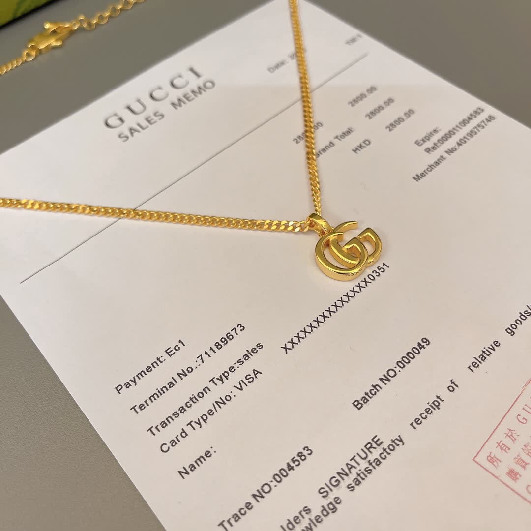 Gucci Gold Chain with Interlocking G Pendant