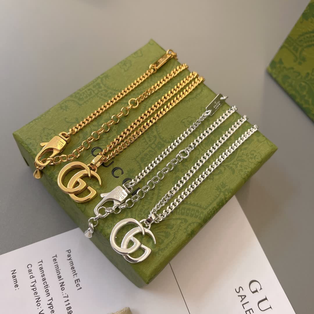 Gucci Double G Logo Pendant Necklace