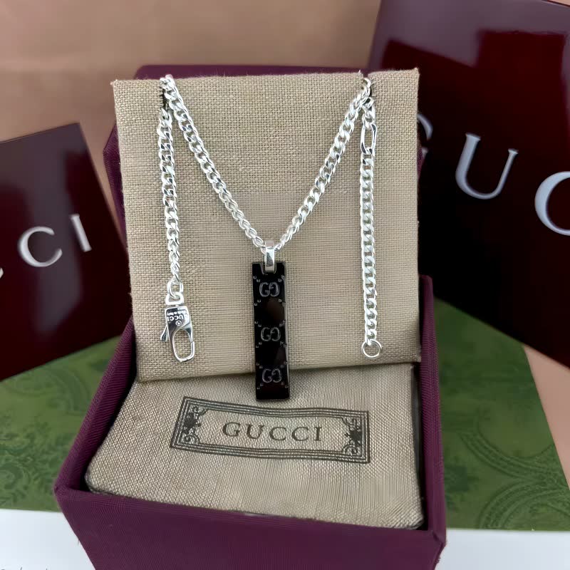 Gucci Silver Chain Bracelet with Black Bar