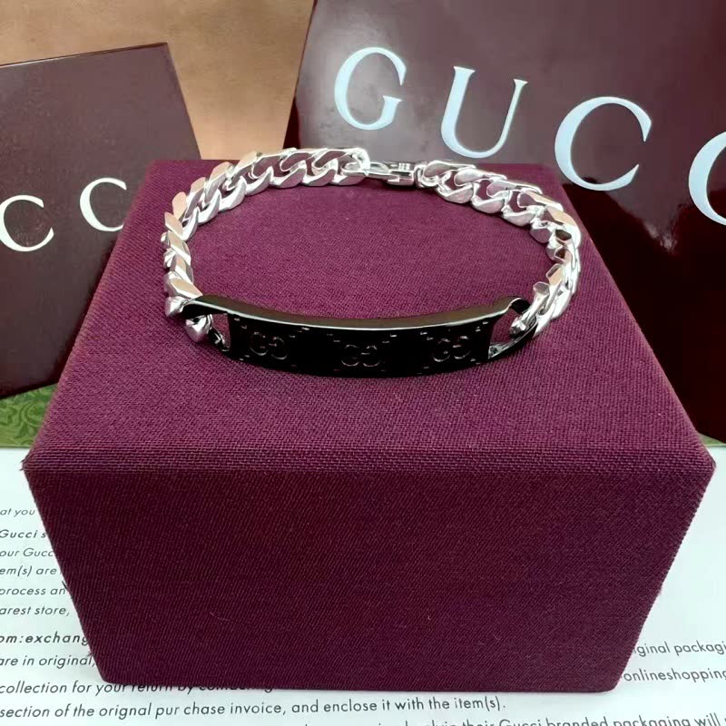 Gucci Silver Chain Bracelet with Black Bar