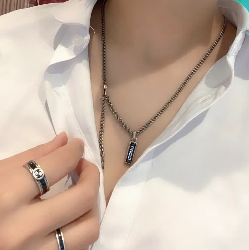 Gucci Silver Chain with Logo Pendant