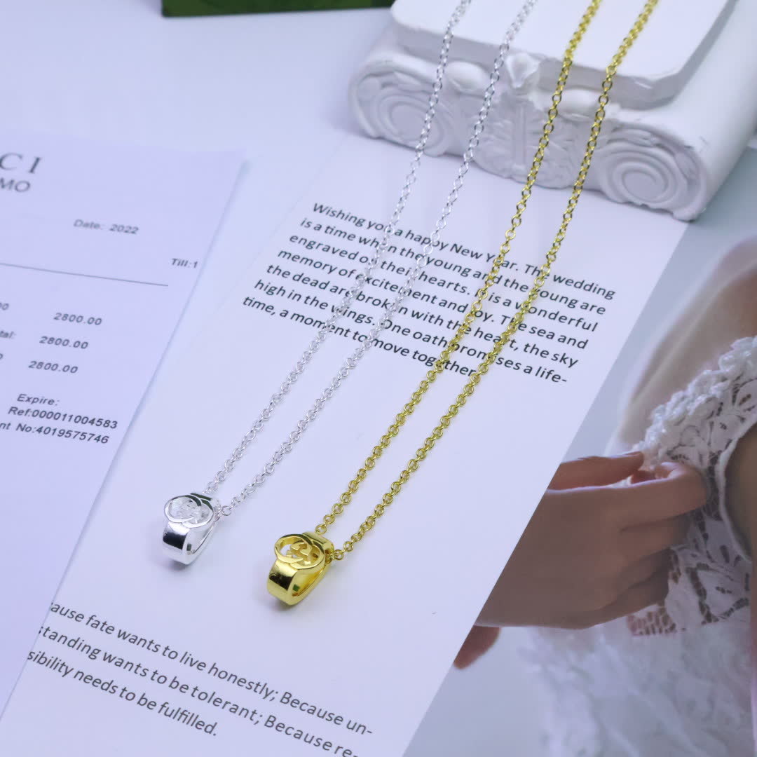 Gucci Silver Chain Necklace with Interlocking G Logo