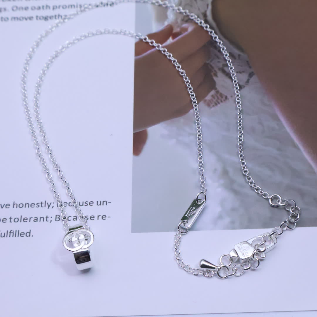 Gucci Silver Chain Necklace with Interlocking G Logo