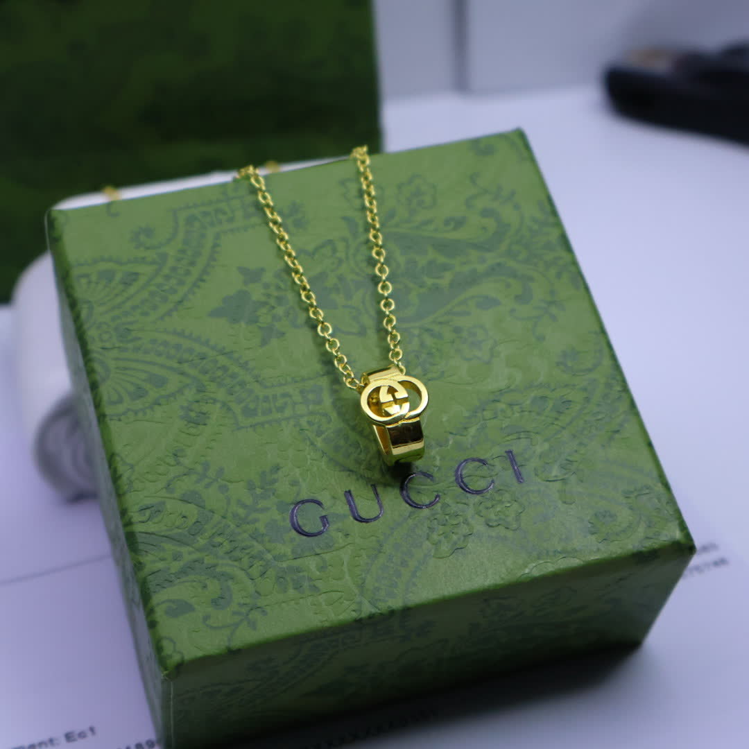 Gucci Silver Chain Necklace with Interlocking G Logo
