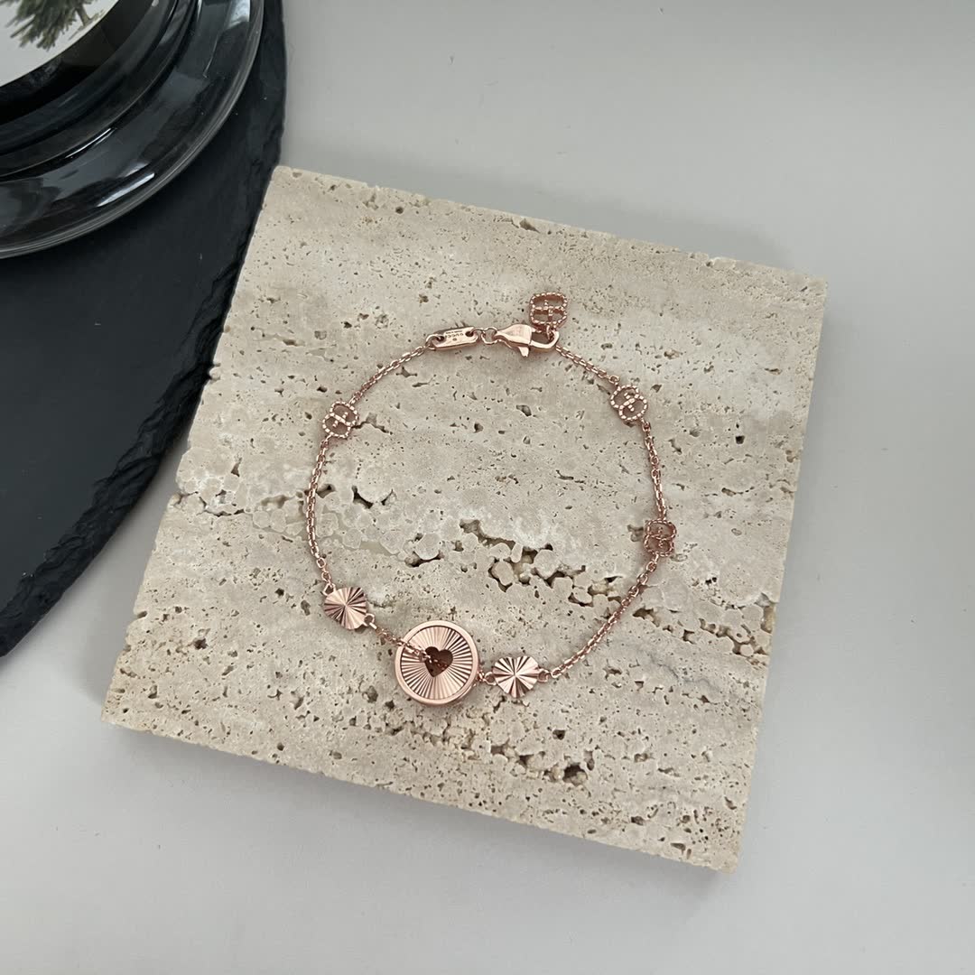 Gucci bracelet