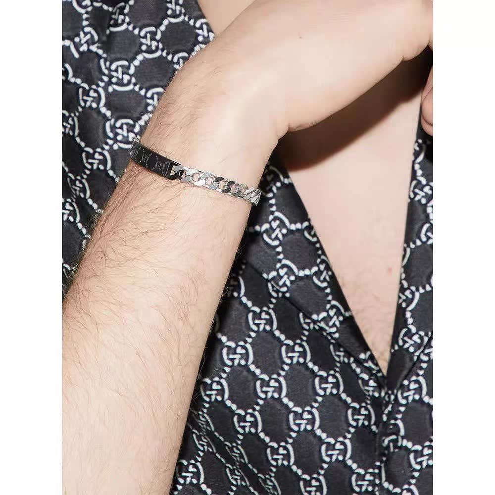 Gucci Silver Chain Bracelet with Black Bar