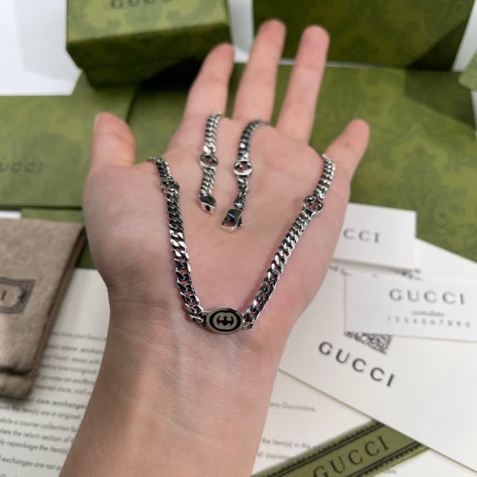 Gucci Silver Chain Necklace