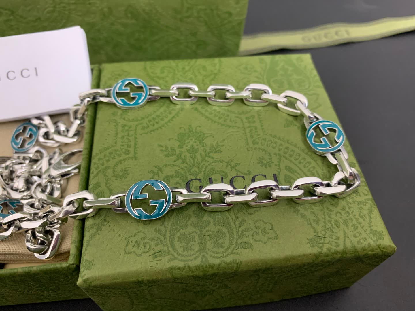 Gucci Interlocking G Silver Chain Necklace