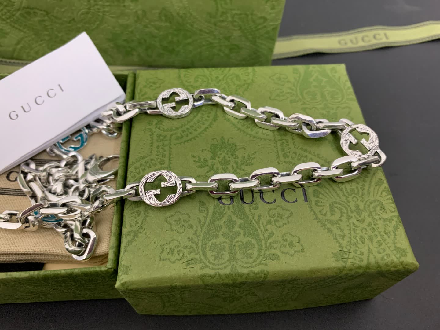 Gucci Interlocking G Silver Chain Necklace