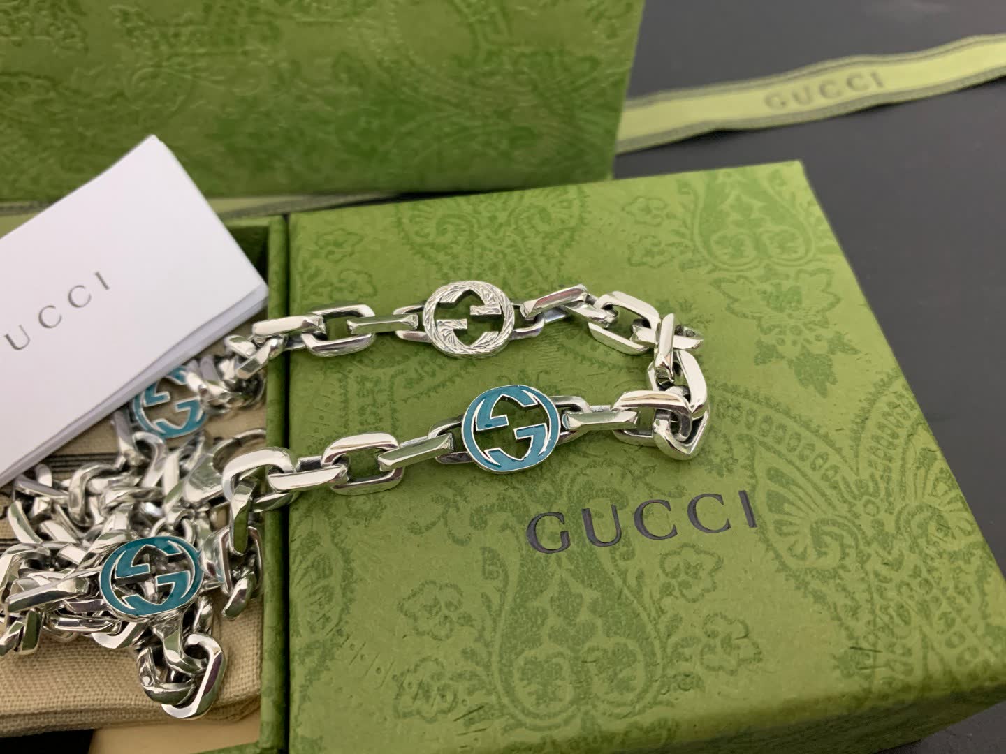 Gucci Interlocking G Silver Chain Necklace