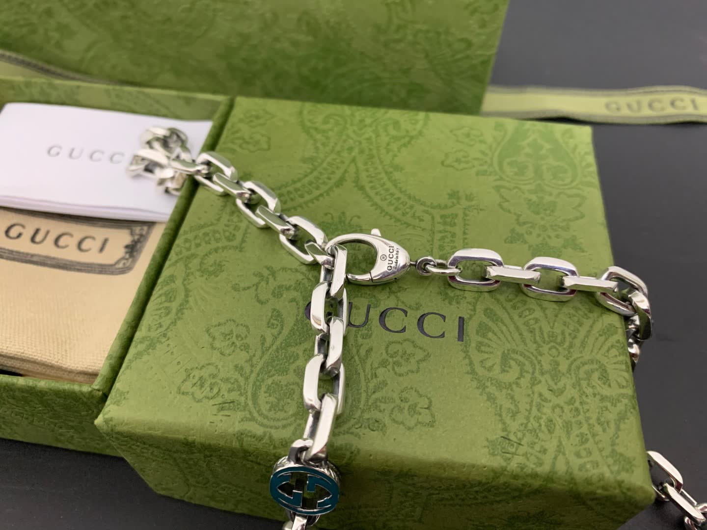 Gucci Interlocking G Silver Chain Necklace