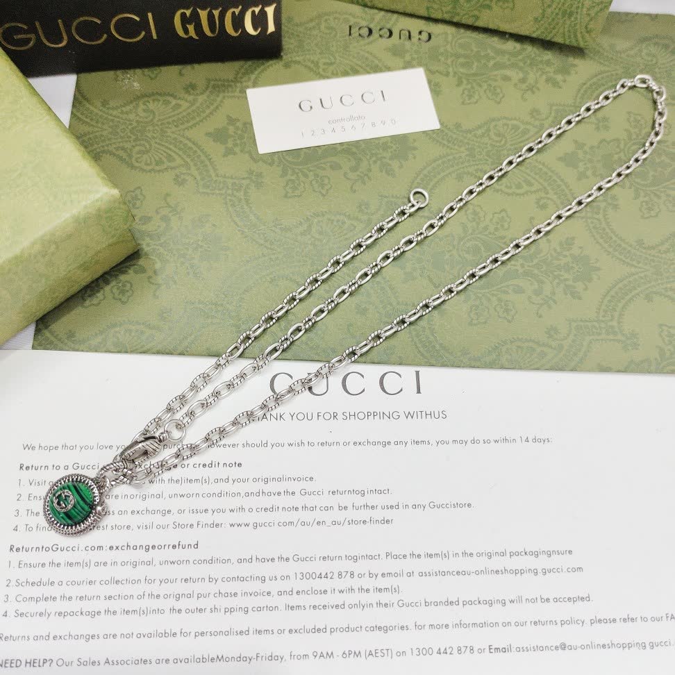 Gucci Silver Chain Necklace with Green Enamel and Logo
