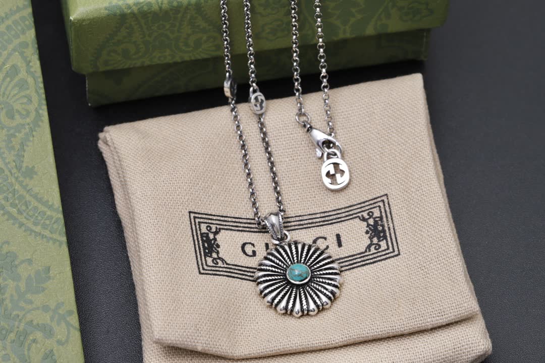 Gucci Turquoise Flower Pendant Necklace