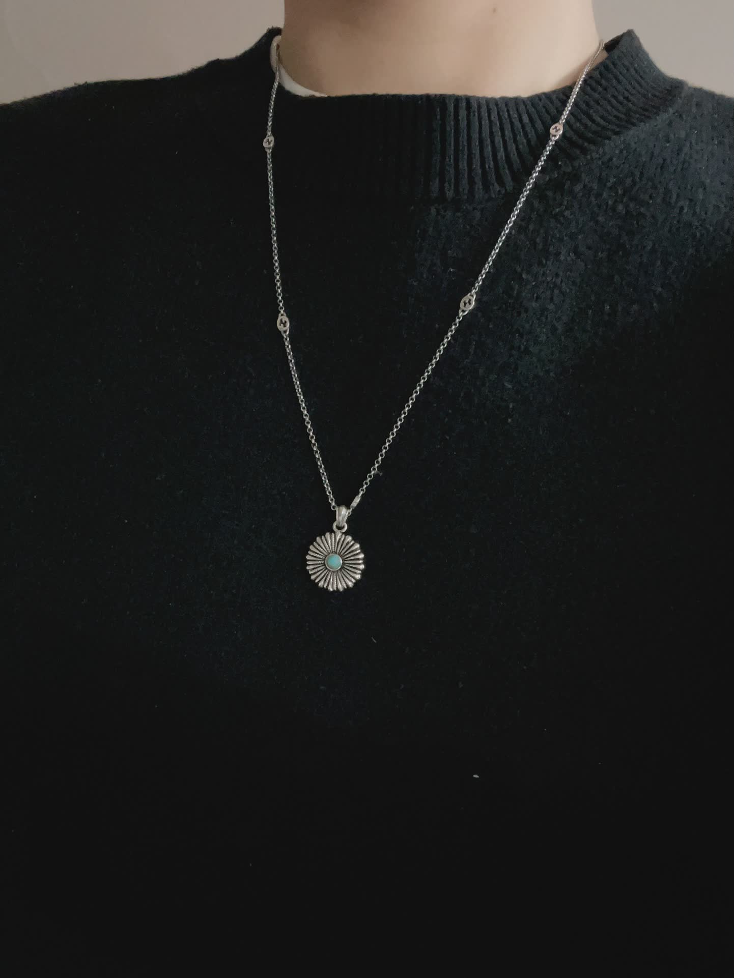 Gucci Turquoise Flower Pendant Necklace