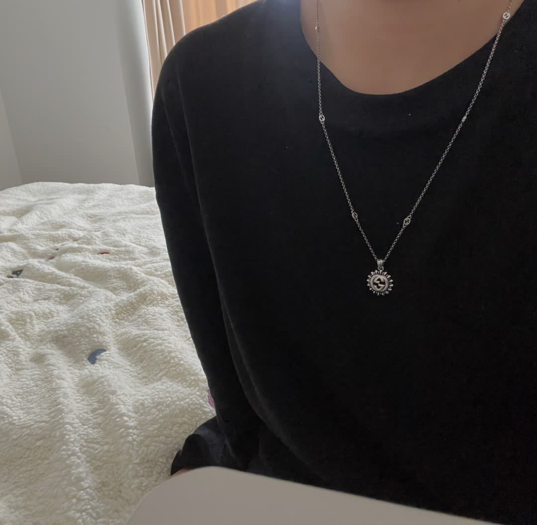 Gucci Silver Chain Necklace with Interlocking G Logo