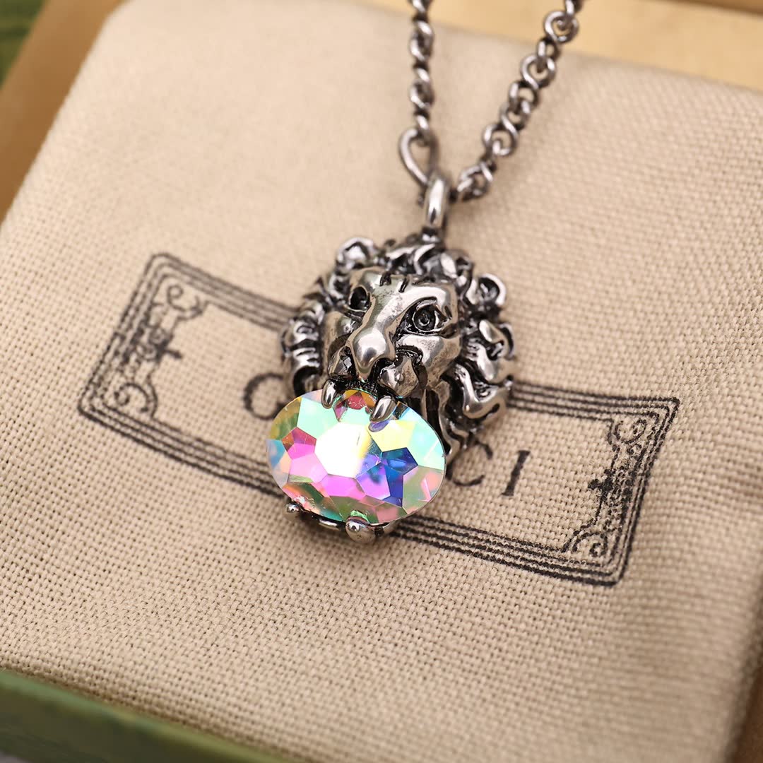 Gucci Lion Head Crystal Pendant Necklace