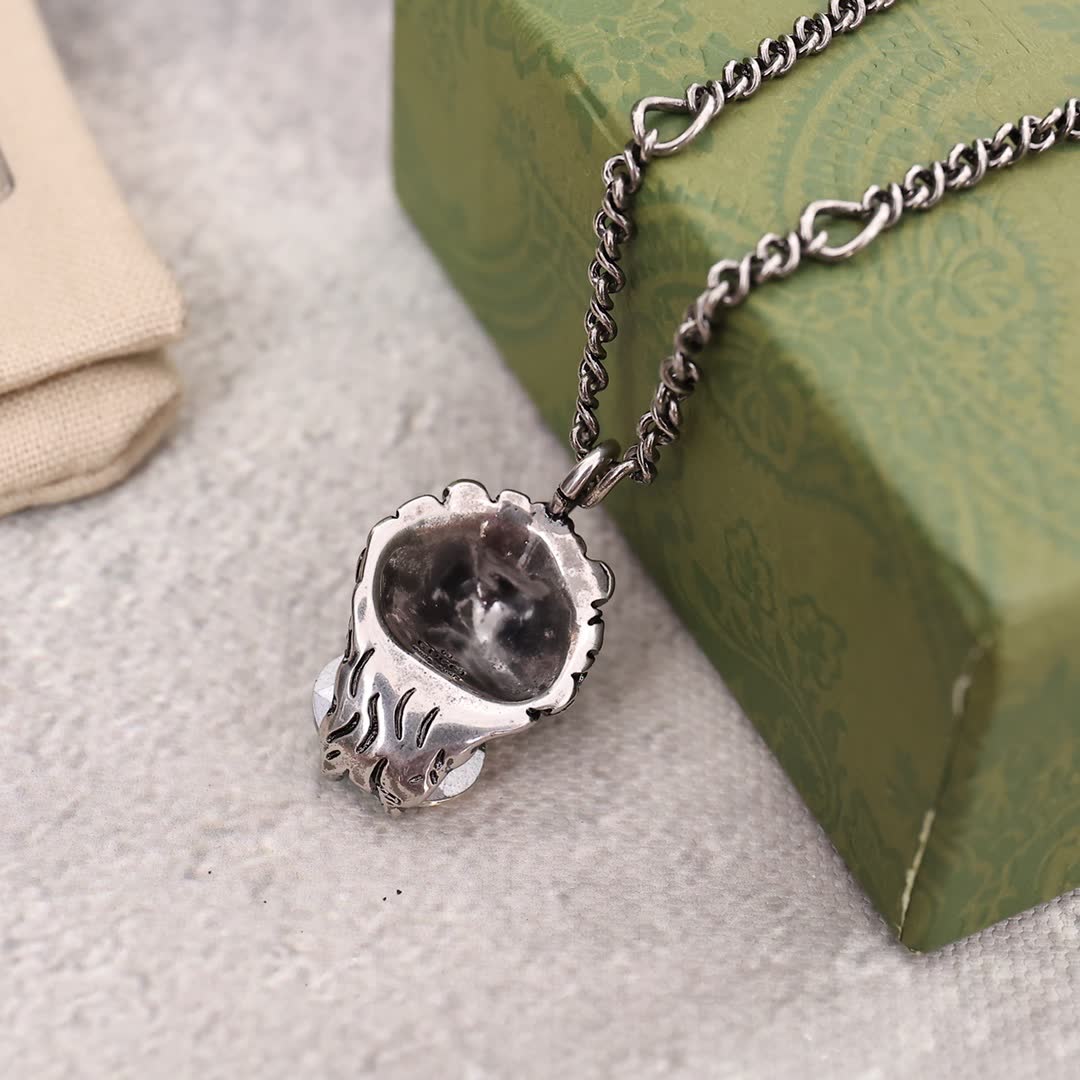 Gucci Lion Head Crystal Pendant Necklace