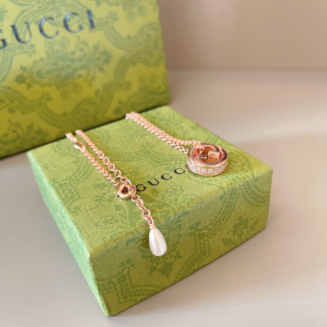 Gucci Rose Gold Interlocking G Necklace with Pearl Charm