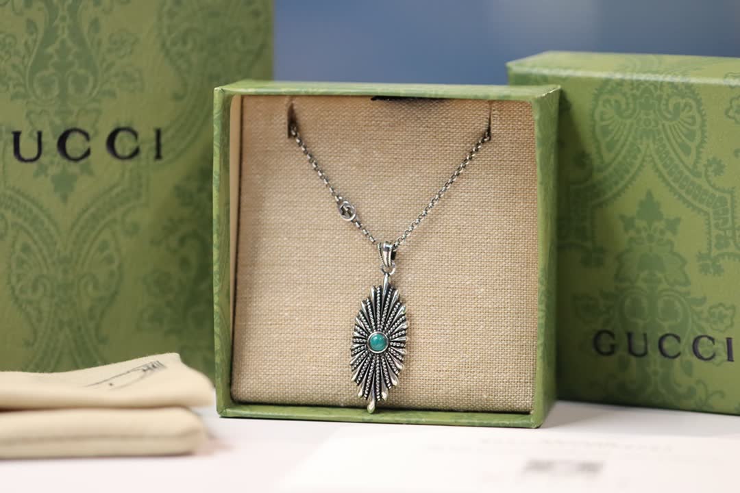 Gucci Silver Turquoise Pendant Necklace