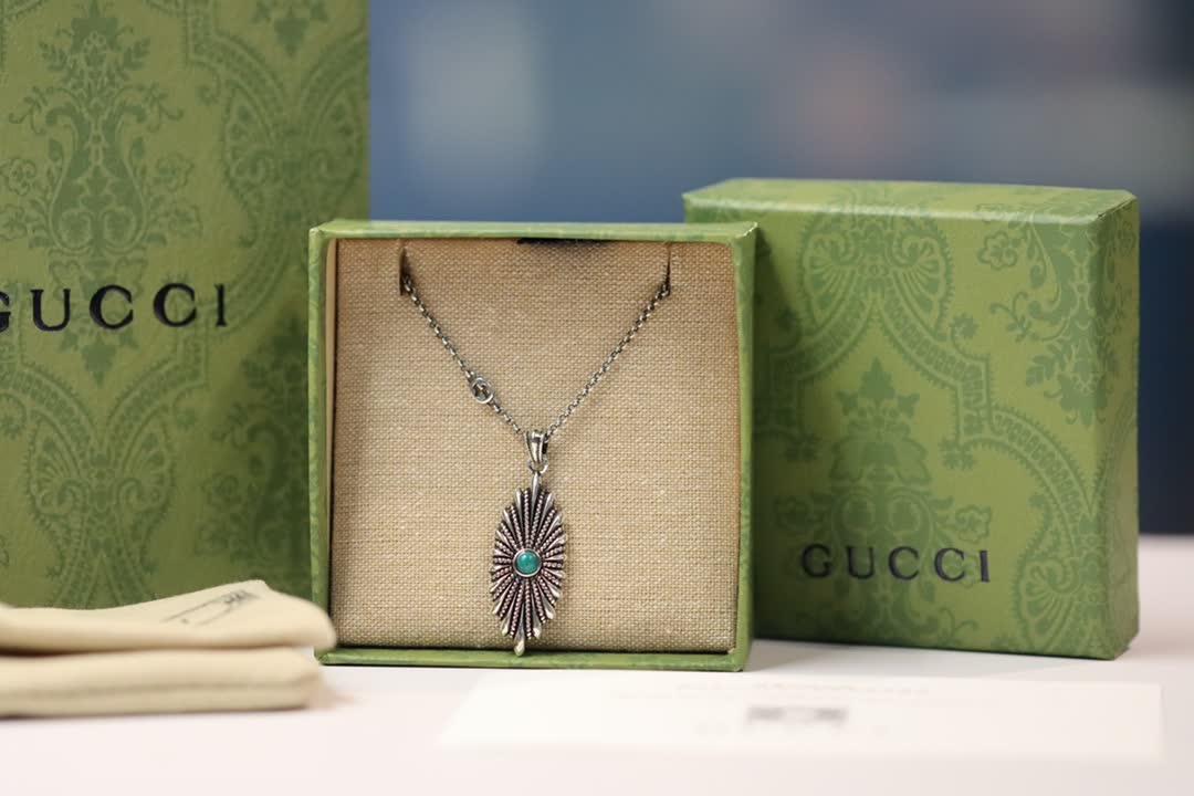 Gucci Silver Turquoise Pendant Necklace