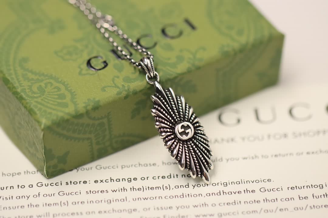 Gucci Silver Turquoise Pendant Necklace