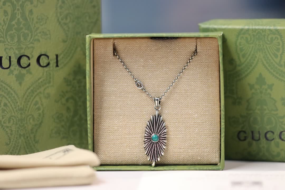 Gucci Silver Turquoise Pendant Necklace