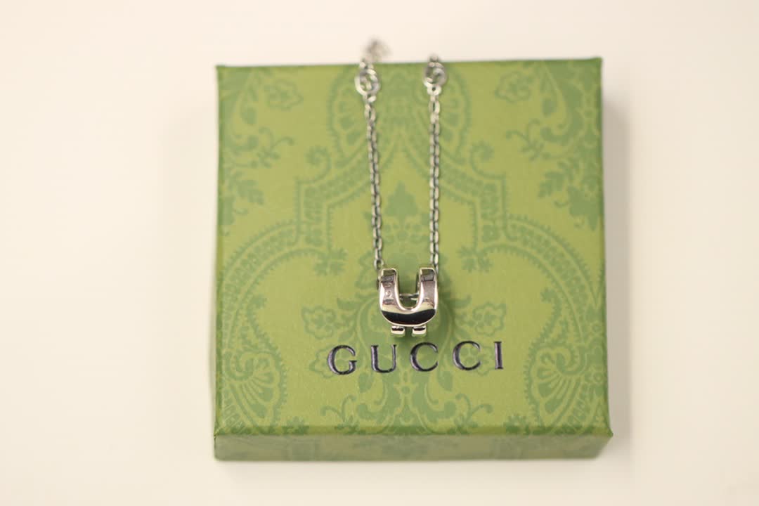 Gucci Interlocking G Pendant Necklace