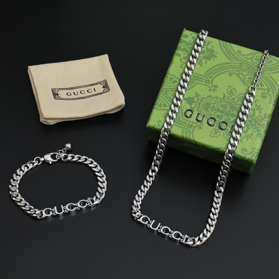 Gucci Bracelet with Logo